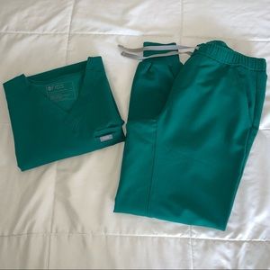 FIGS Scrub Set | Hunter Green